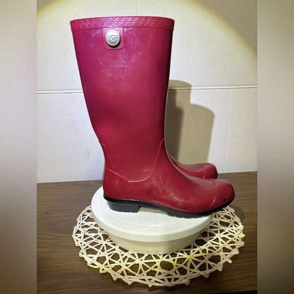 BOOT SALE size 8 Shaye Purple Tall Rubber Rain Boots 13.5” high.1”heel appearNEW - Picture 2 of 9